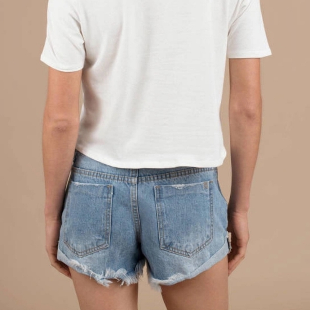 Tobi Mid Rise Ripped Cuffed Denim Shorts 26 - Picture 6 of 13
